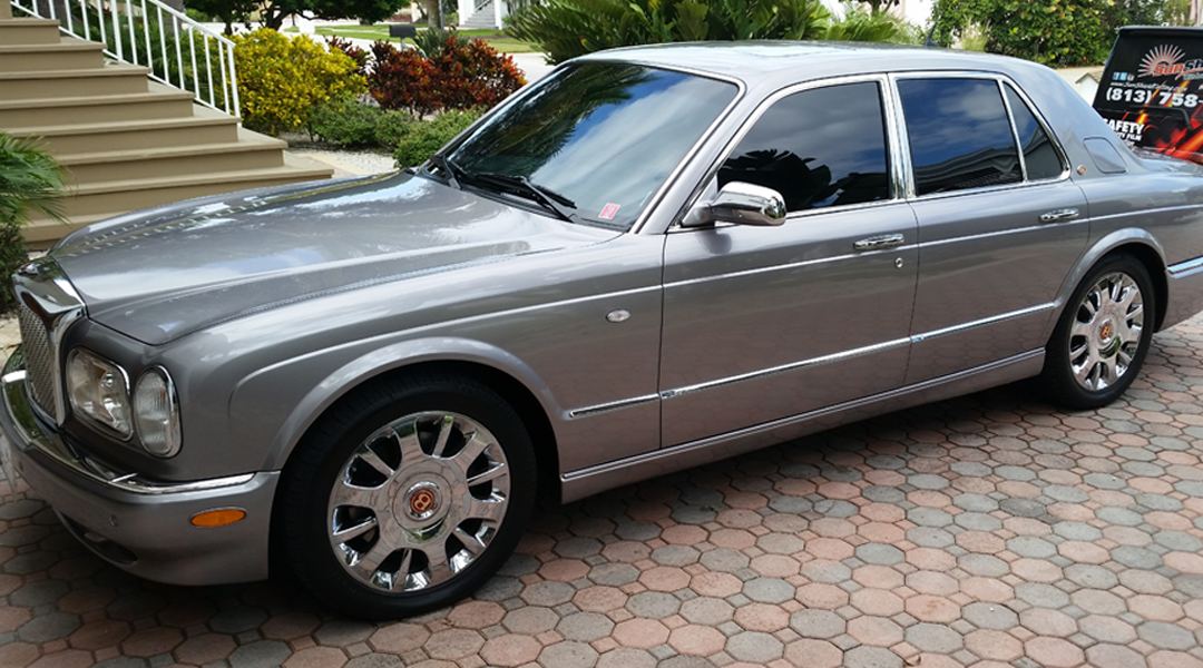 image of storefront windows tinted by Sunshield window tinting in Westchase, FL